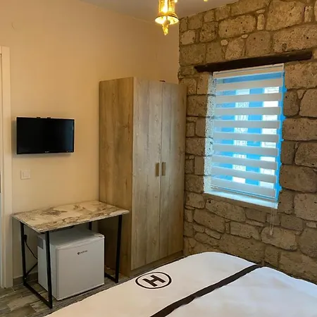 Hera Alacati Panzió